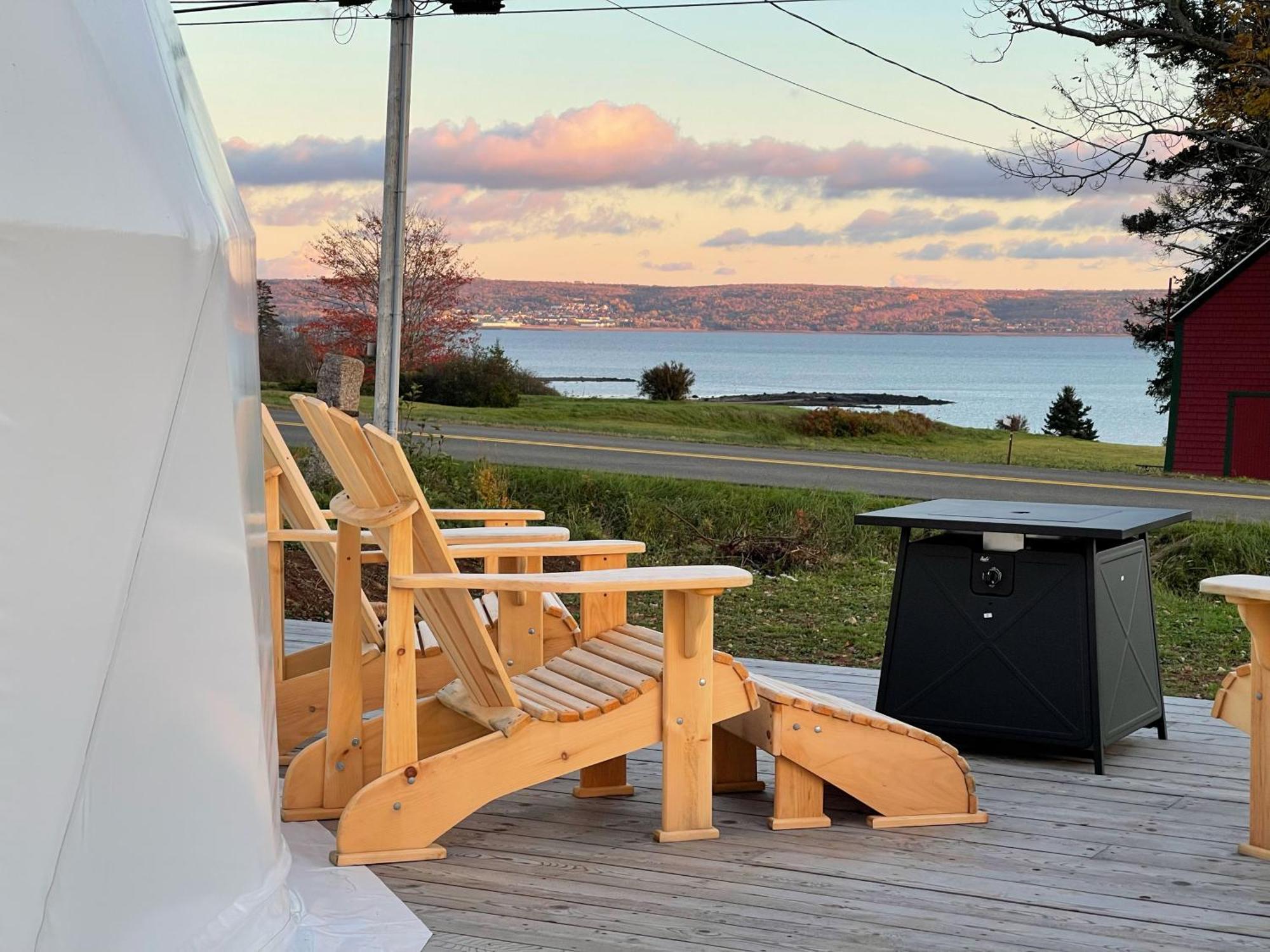 Port Wade Glamping Domes Villa Victoria Beach Exterior photo